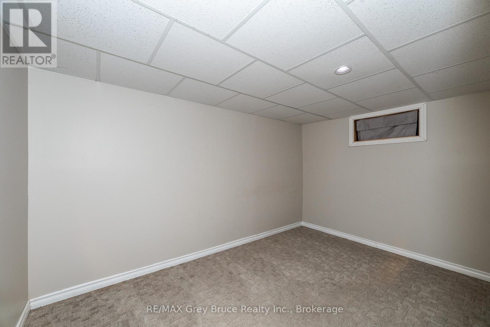 283 6 Concession, Arran-Elderslie, Ontario  N0H 2N0 - Photo 14 - X12250013