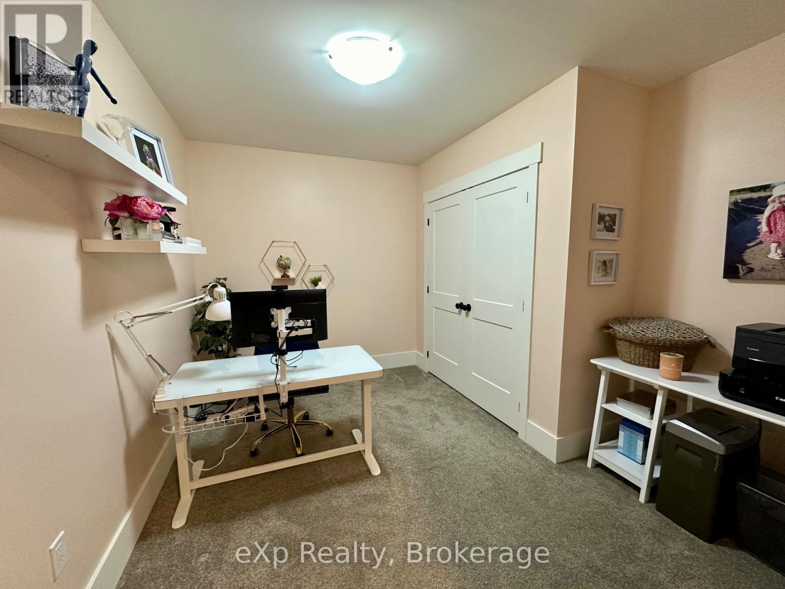 10 Woodstream Drive, Huntsville, Ontario  P1H 0B7 - Photo 21 - X12250041
