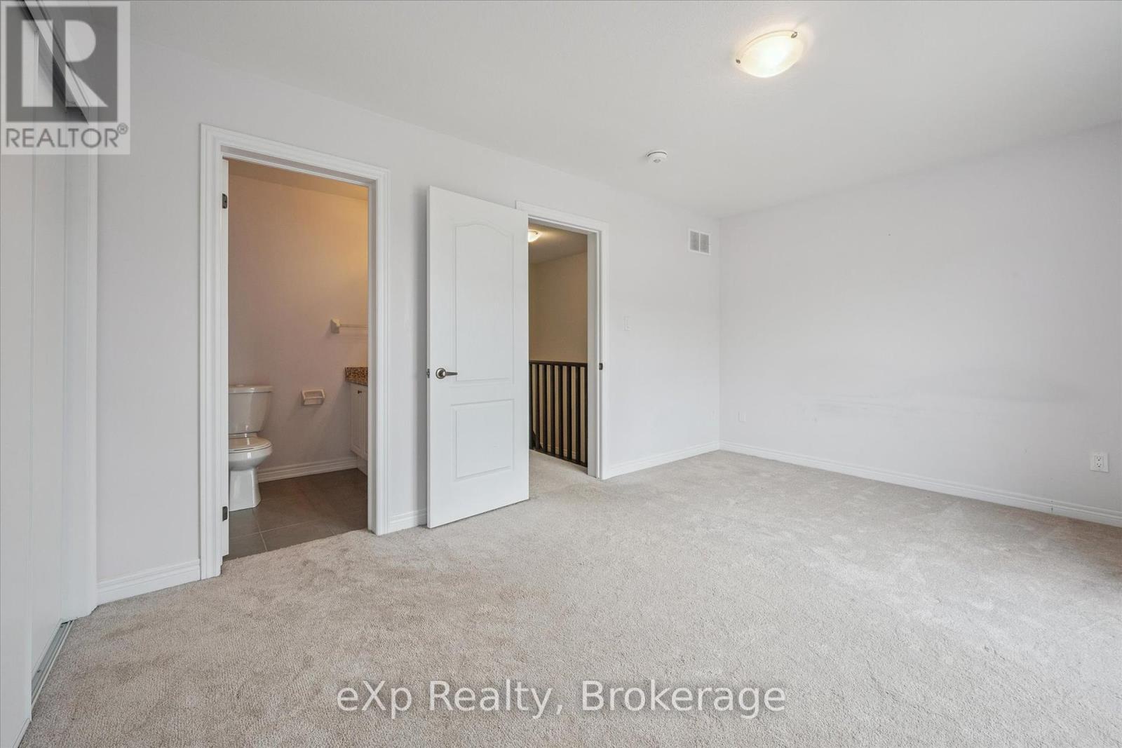 4 - 124 Watson Parkway N, Guelph, Ontario  N1E 0P6 - Photo 15 - X12250052