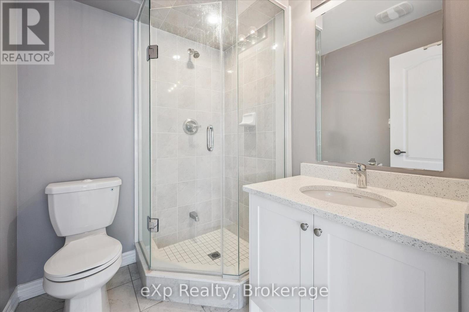 4 - 124 Watson Parkway N, Guelph, Ontario  N1E 0P6 - Photo 20 - X12250052
