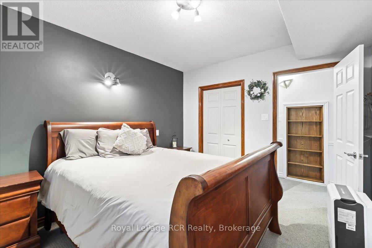 165 14th Avenue, Hanover, Ontario  N4N 3P7 - Photo 29 - X12250091
