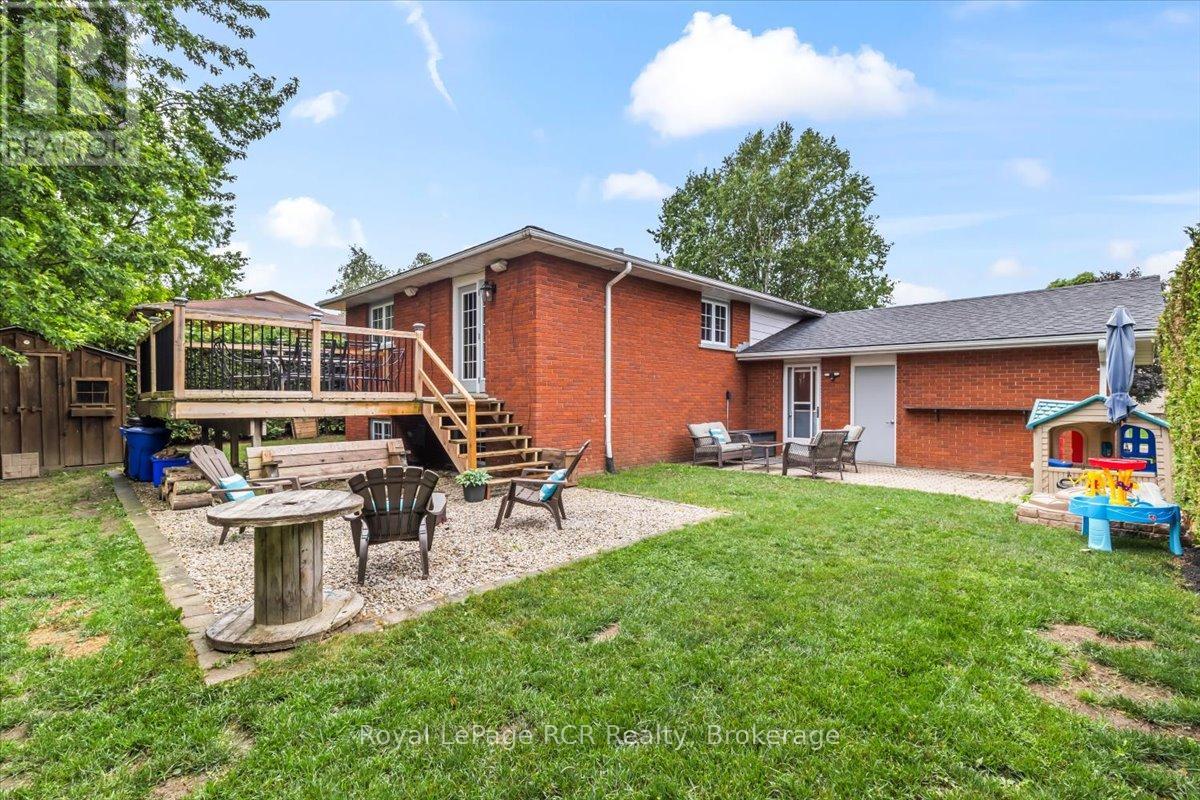 165 14th Avenue, Hanover, Ontario  N4N 3P7 - Photo 33 - X12250091