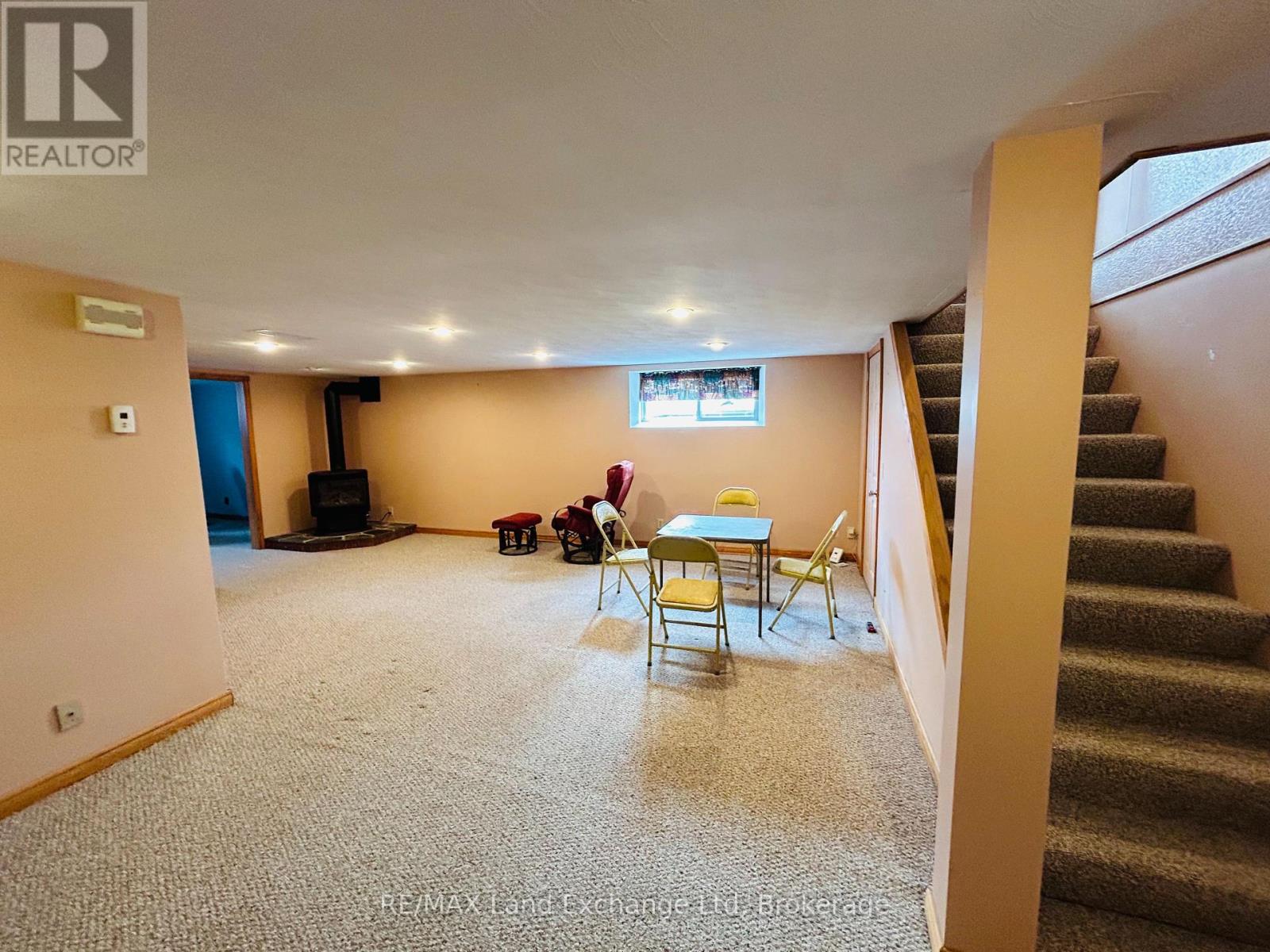 81 Queen Street, Morris Turnberry, Ontario  N0G 1G0 - Photo 13 - X12250098