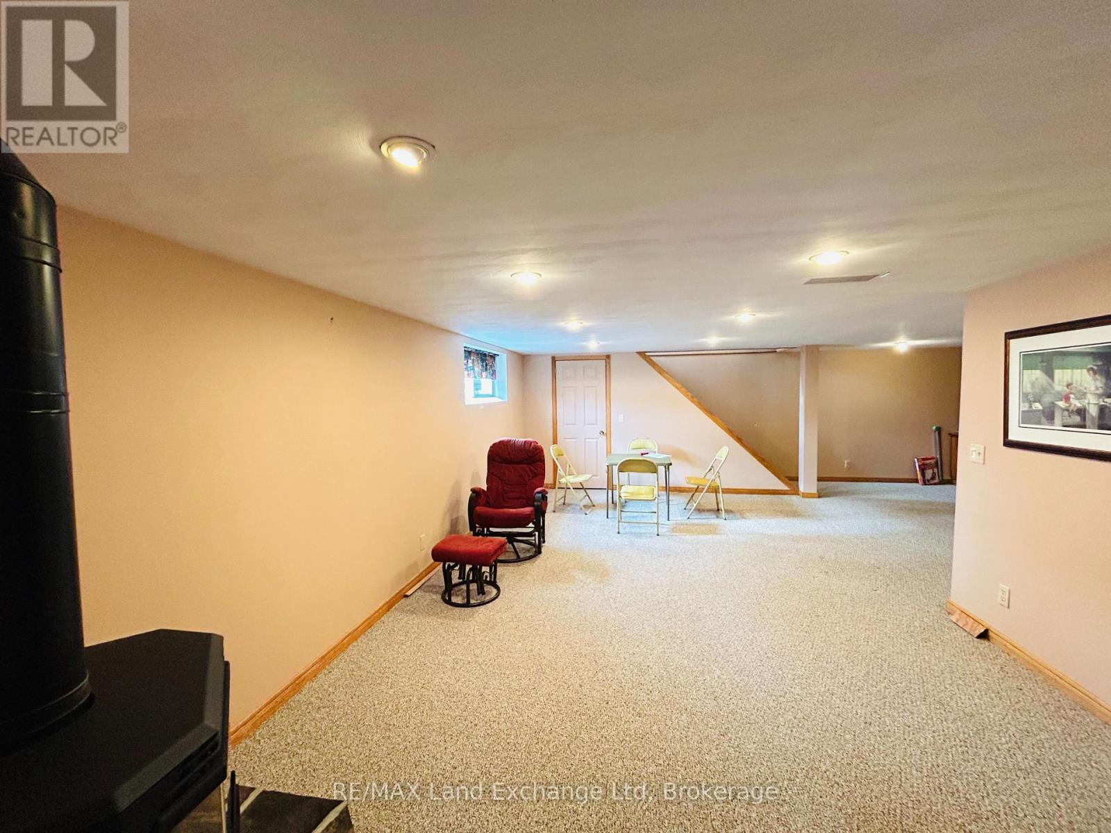 81 Queen Street, Morris Turnberry, Ontario  N0G 1G0 - Photo 15 - X12250098