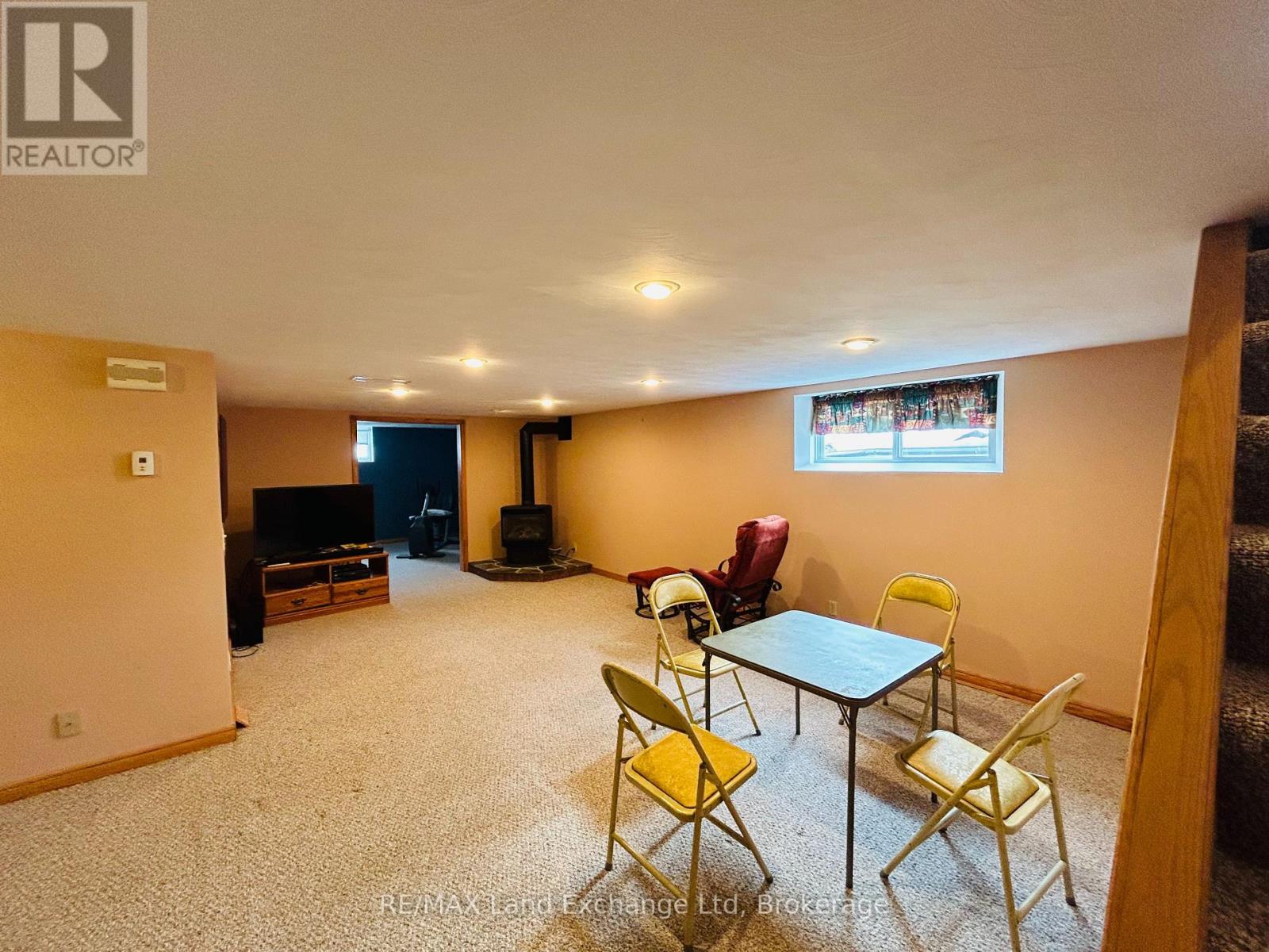 81 Queen Street, Morris Turnberry, Ontario  N0G 1G0 - Photo 16 - X12250098