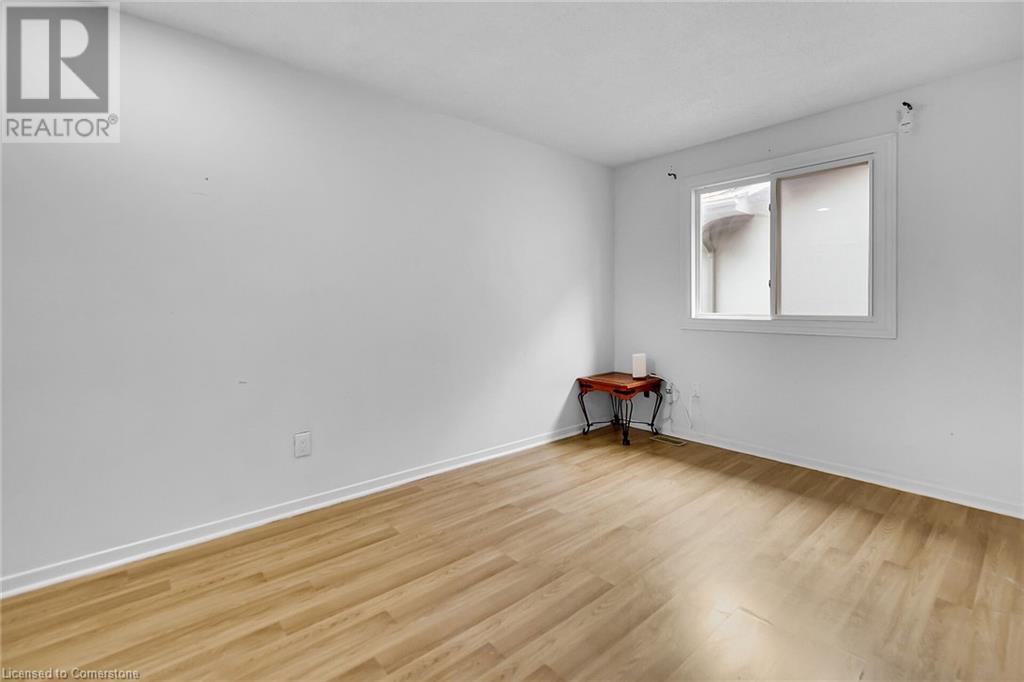 262 Heritage Drive, Kitchener, Ontario  N2B 3K8 - Photo 17 - 40745216