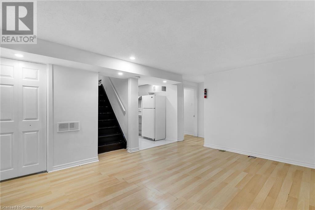 262 Heritage Drive, Kitchener, Ontario  N2B 3K8 - Photo 20 - 40745216