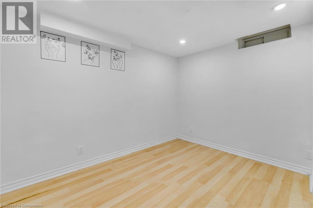 262 Heritage Drive, Kitchener, Ontario  N2B 3K8 - Photo 22 - 40745216