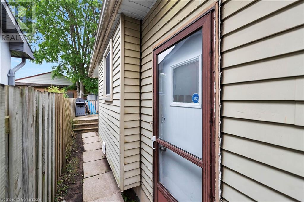 262 Heritage Drive, Kitchener, Ontario  N2B 3K8 - Photo 30 - 40745216