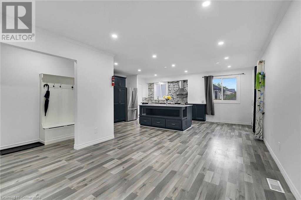 262 Heritage Drive, Kitchener, Ontario  N2B 3K8 - Photo 5 - 40745216