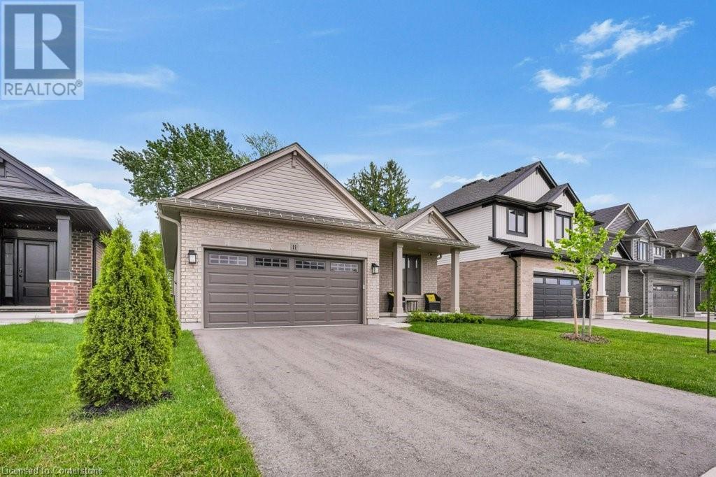 11 Keba Crescent, Tillsonburg, Ontario  N4G 0K6 - Photo 2 - 40744738