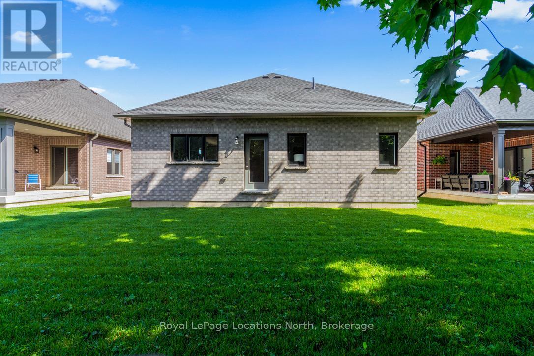 113 Emerson Way, West Grey, Ontario  N0G 1R0 - Photo 40 - X12250195