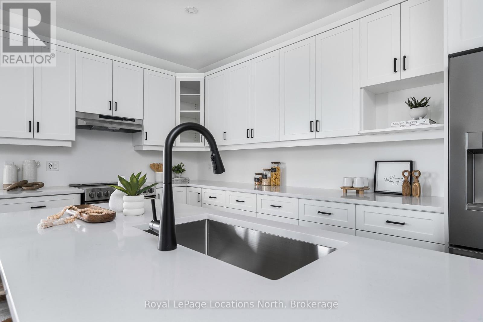 253 Jackson Street E, West Grey, Ontario  N0G 1R0 - Photo 19 - X12250212