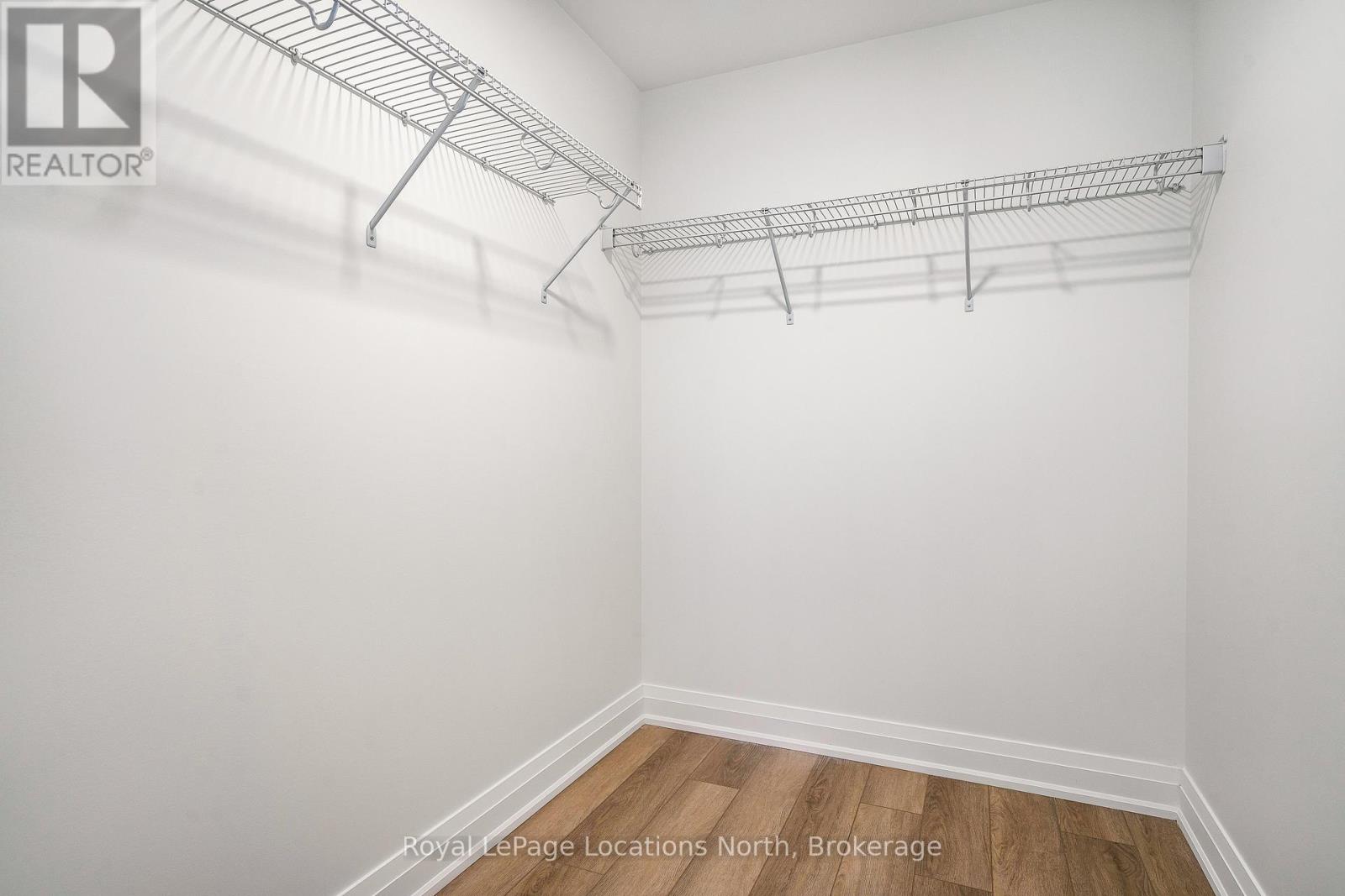 253 Jackson Street E, West Grey, Ontario  N0G 1R0 - Photo 36 - X12250212