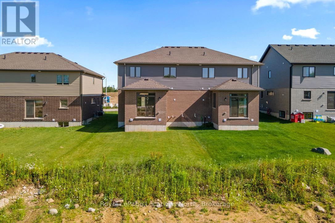 253 Jackson Street E, West Grey, Ontario  N0G 1R0 - Photo 38 - X12250212