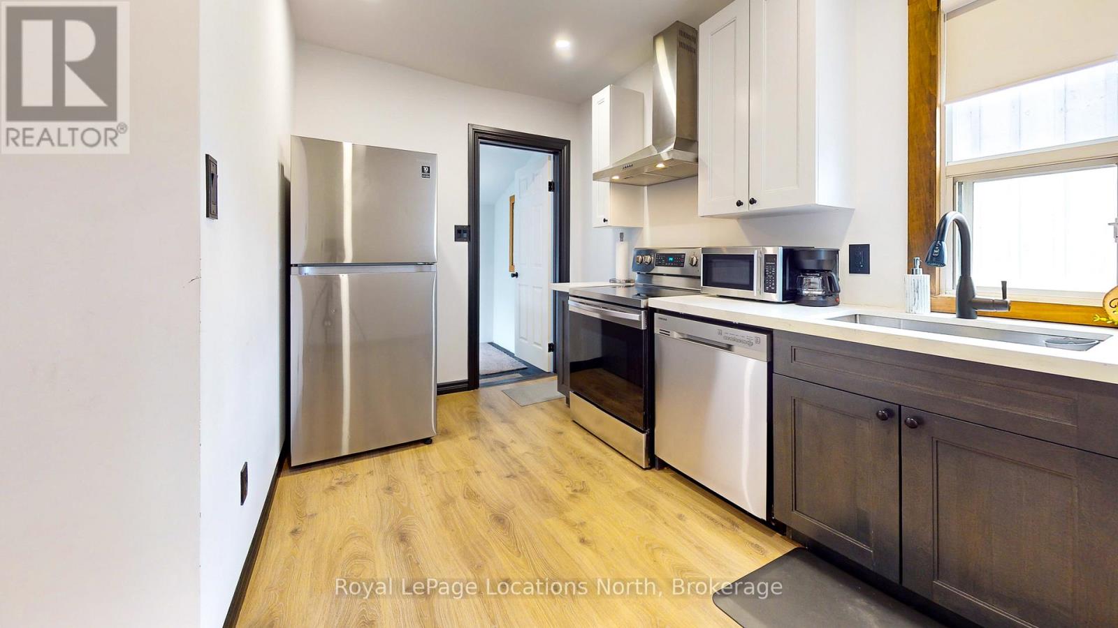 452 Hurontario Street, Collingwood, Ontario  L9Y 2M9 - Photo 26 - S12250294