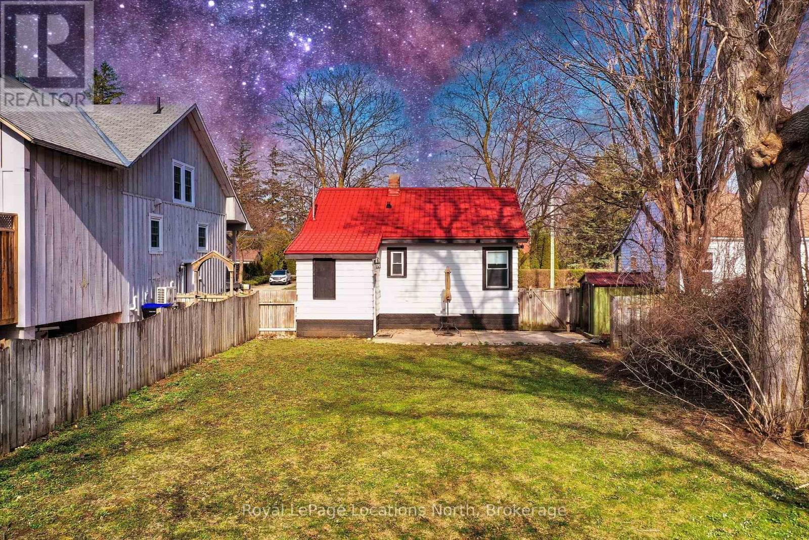 452 Hurontario Street, Collingwood, Ontario  L9Y 2M9 - Photo 6 - S12250294
