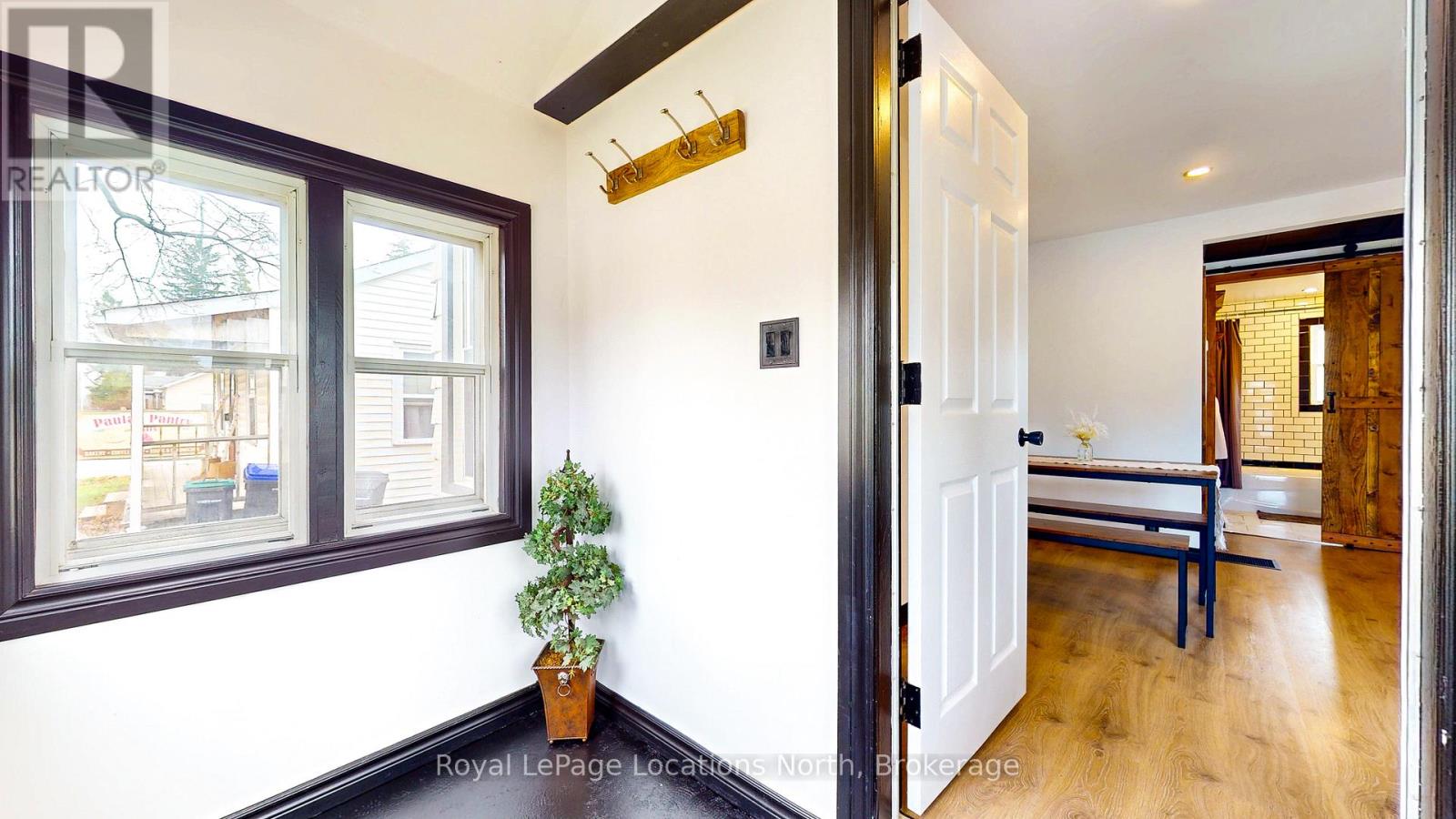452 Hurontario Street, Collingwood, Ontario  L9Y 2M9 - Photo 7 - S12250294