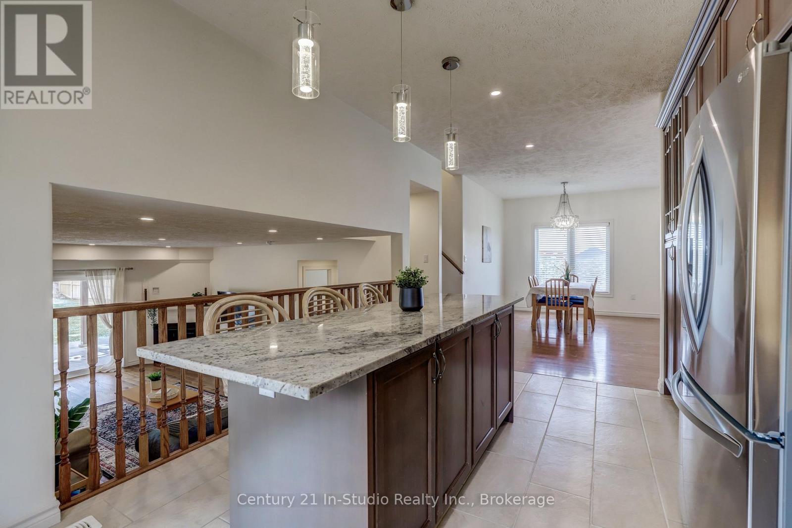 439 Ridge Street, Saugeen Shores, Ontario  N0H 2C1 - Photo 15 - X12250257
