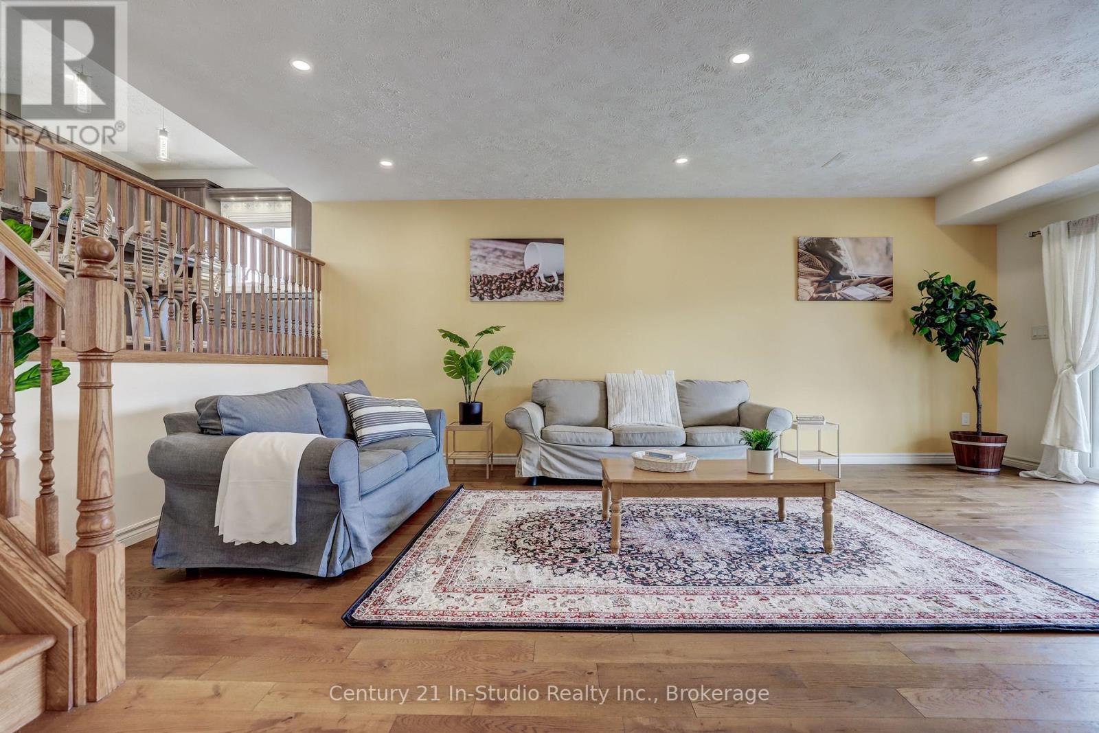 439 Ridge Street, Saugeen Shores, Ontario  N0H 2C1 - Photo 17 - X12250257