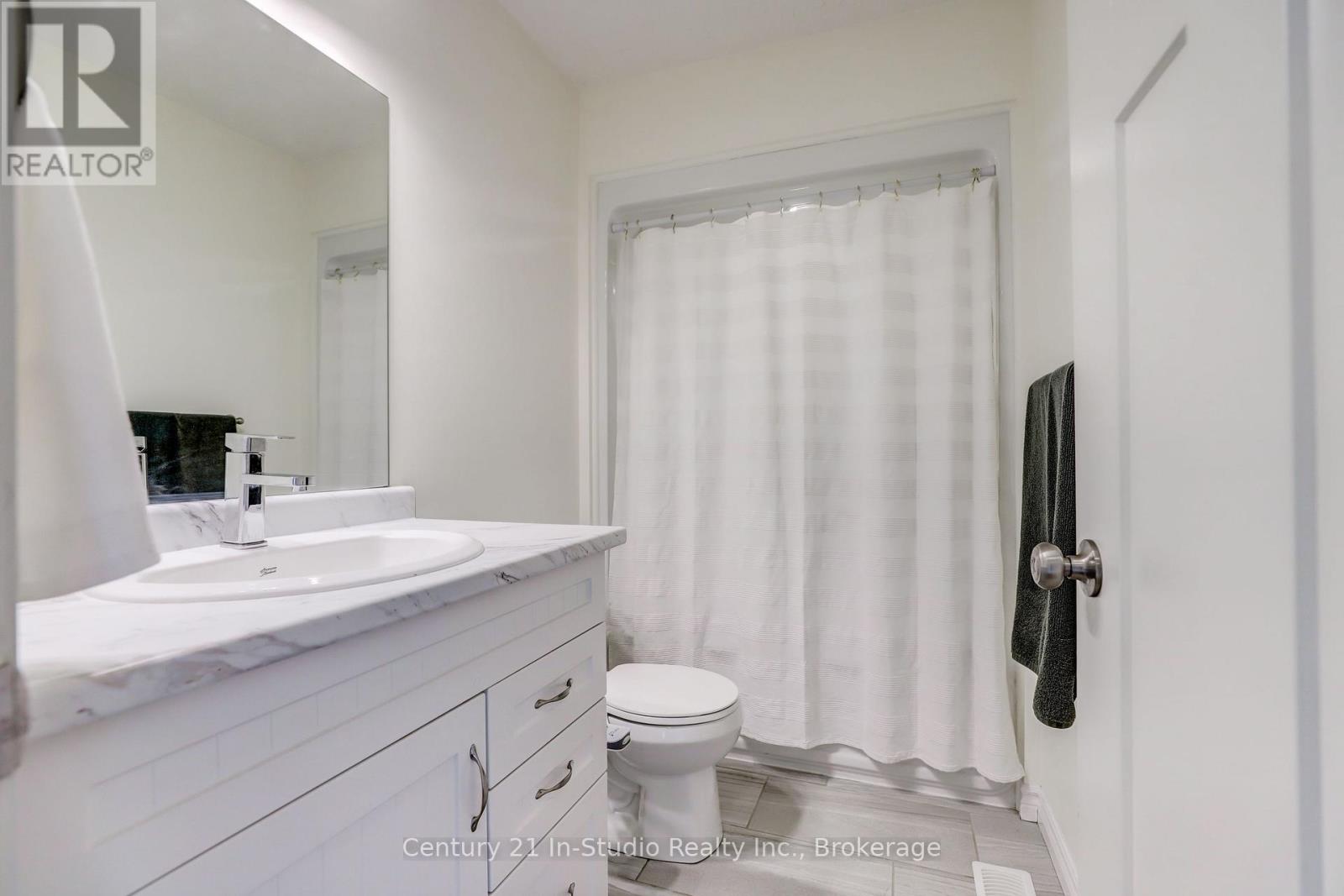 439 Ridge Street, Saugeen Shores, Ontario  N0H 2C1 - Photo 29 - X12250257