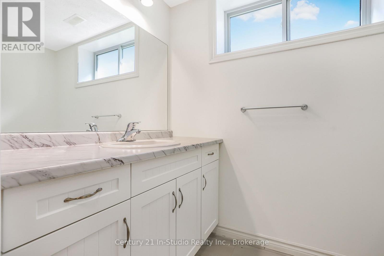 439 Ridge Street, Saugeen Shores, Ontario  N0H 2C1 - Photo 39 - X12250257