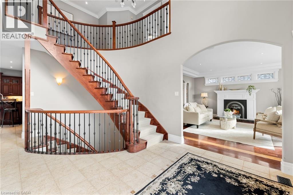 16 Seifert Court, Puslinch, Ontario  N3C 2V4 - Photo 3 - 40745205