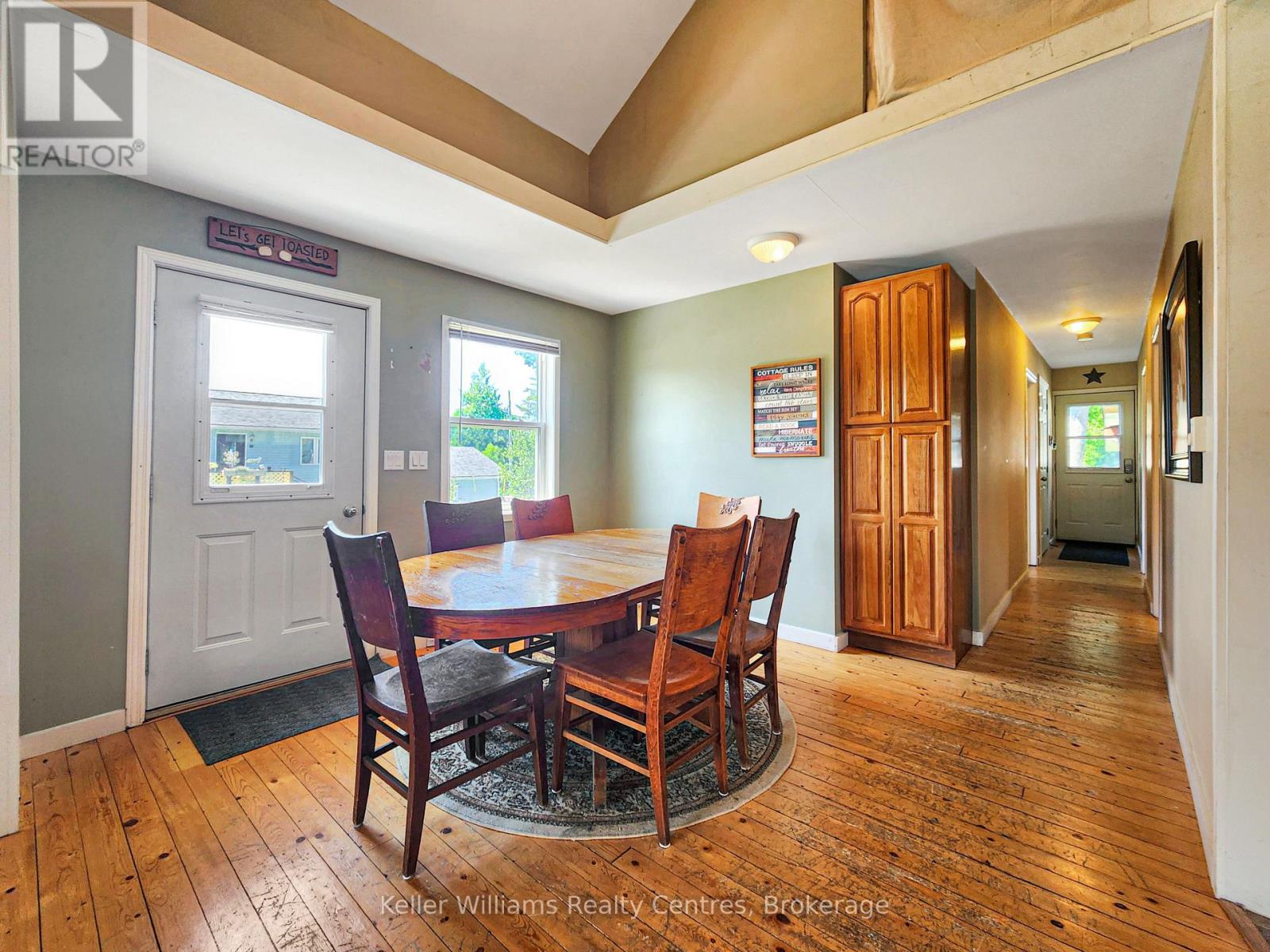 4 Woodstock Avenue, Northern Bruce Peninsula, Ontario  N0H 2M0 - Photo 16 - X12250536