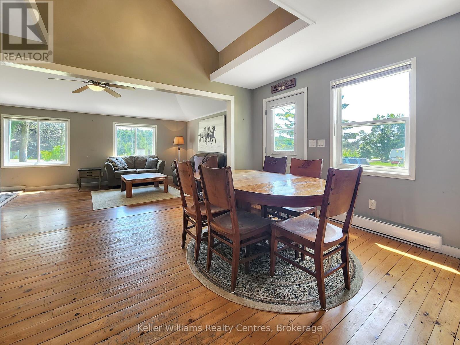 4 Woodstock Avenue, Northern Bruce Peninsula, Ontario  N0H 2M0 - Photo 17 - X12250536