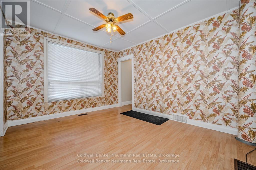 25 Blandford Street, Toronto, Ontario  M6E 3A6 - Photo 12 - C12250711