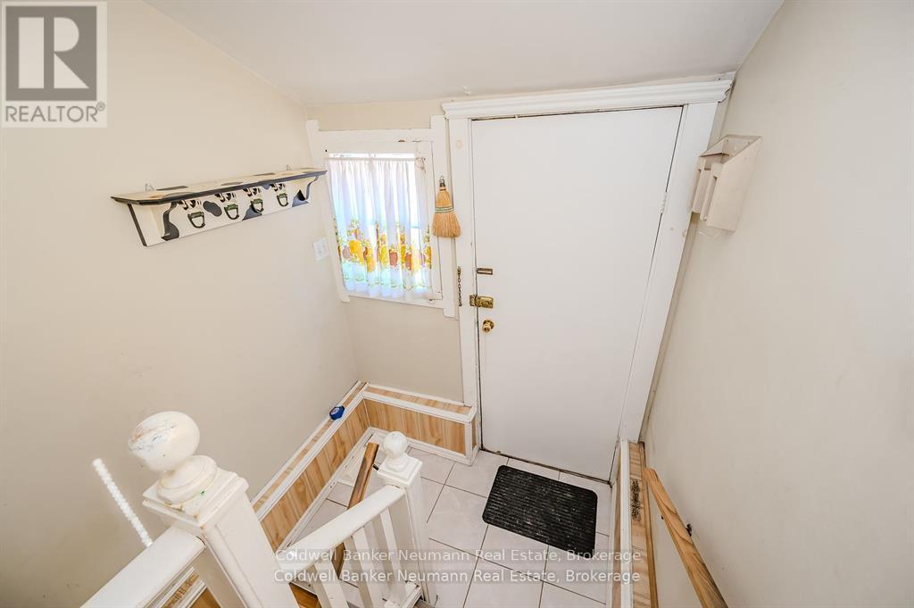 25 Blandford Street, Toronto, Ontario  M6E 3A6 - Photo 20 - C12250711