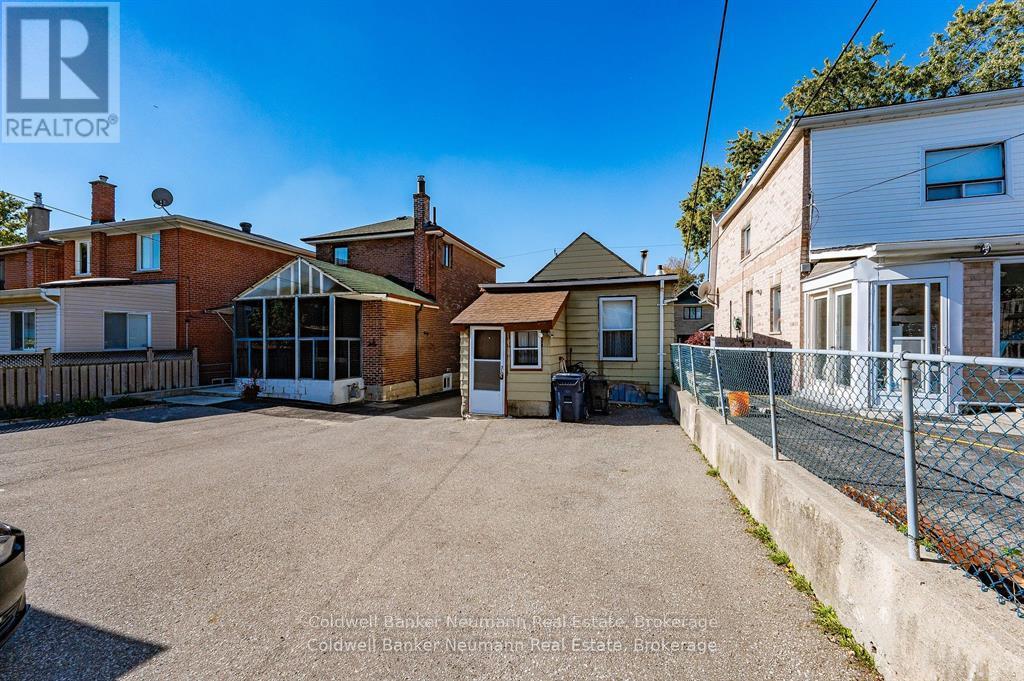 25 Blandford Street, Toronto, Ontario  M6E 3A6 - Photo 29 - C12250711