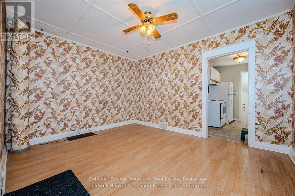 25 Blandford Street, Toronto, Ontario  M6E 3A6 - Photo 6 - C12250711