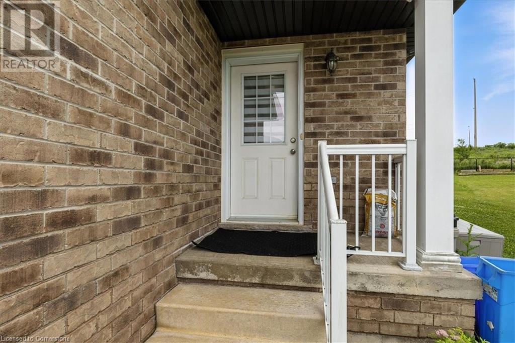260 Countrystone Crescent, Kitchener, Ontario  N2N 3S2 - Photo 4 - 40744173