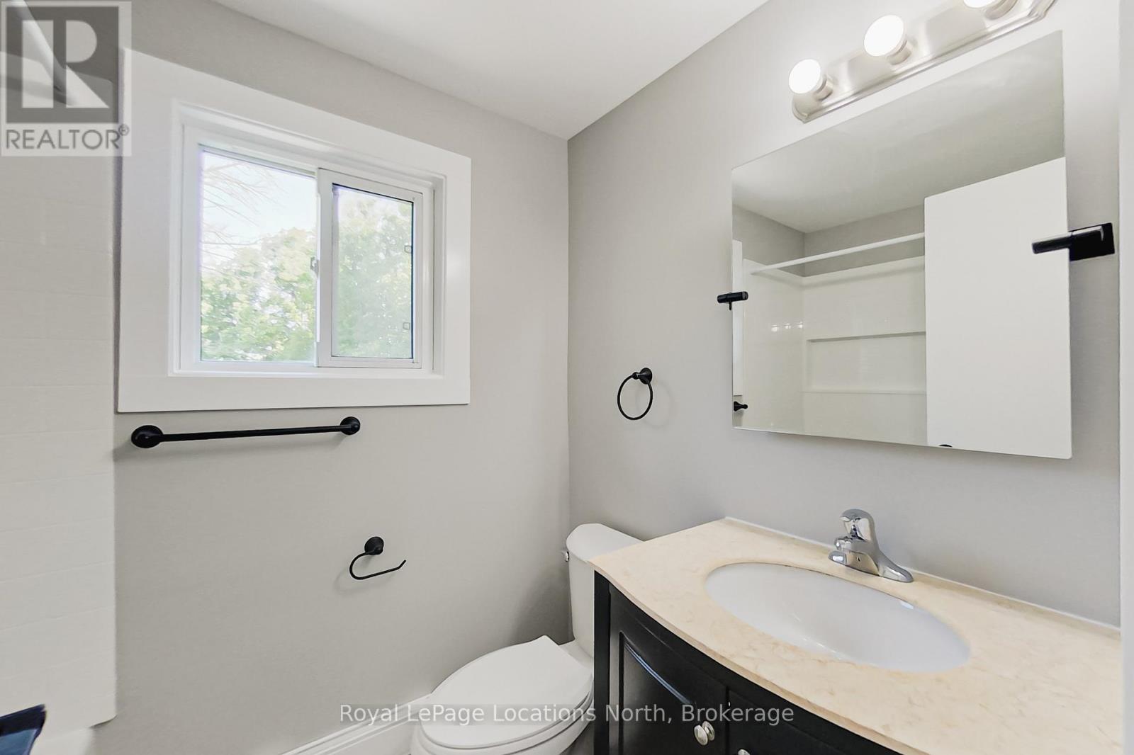 510 Tenth Street, Collingwood, Ontario  L9Y 2H3 - Photo 16 - S12250798