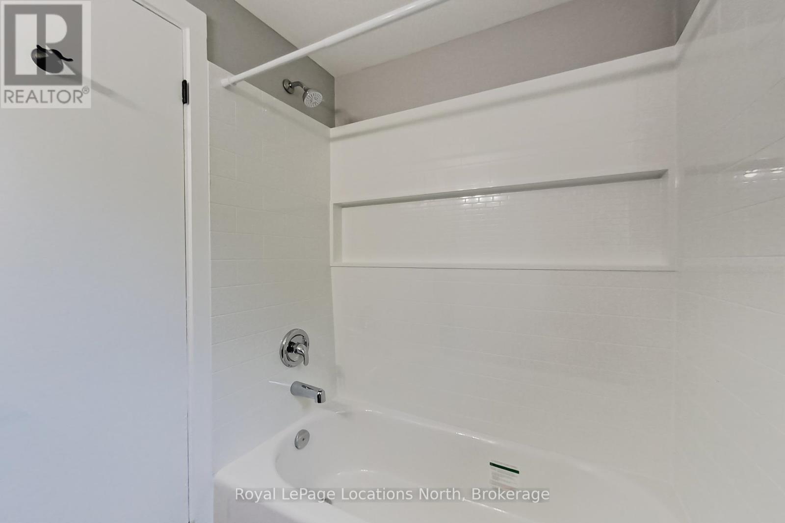 510 Tenth Street, Collingwood, Ontario  L9Y 2H3 - Photo 17 - S12250798