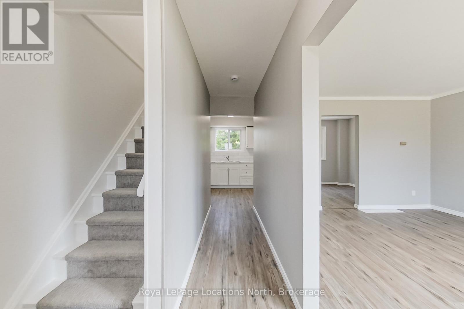510 Tenth Street, Collingwood, Ontario  L9Y 2H3 - Photo 5 - S12250798