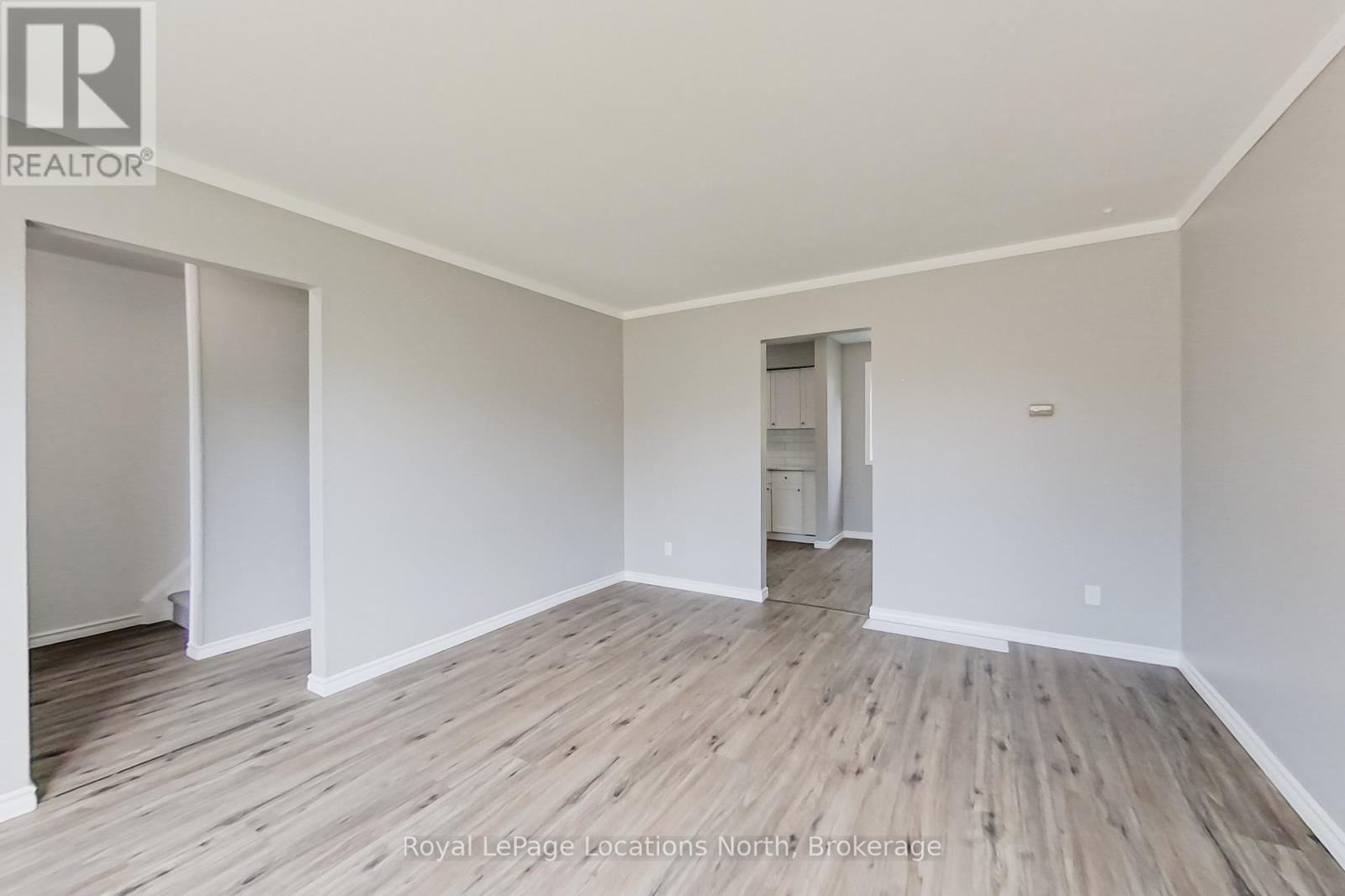 510 Tenth Street, Collingwood, Ontario  L9Y 2H3 - Photo 6 - S12250798
