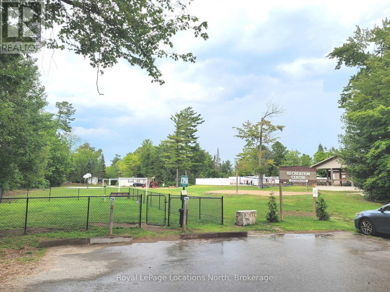 34 Topaz Street, Wasaga Beach, Ontario  L9Z 1X7 - Photo 26 - S12250880