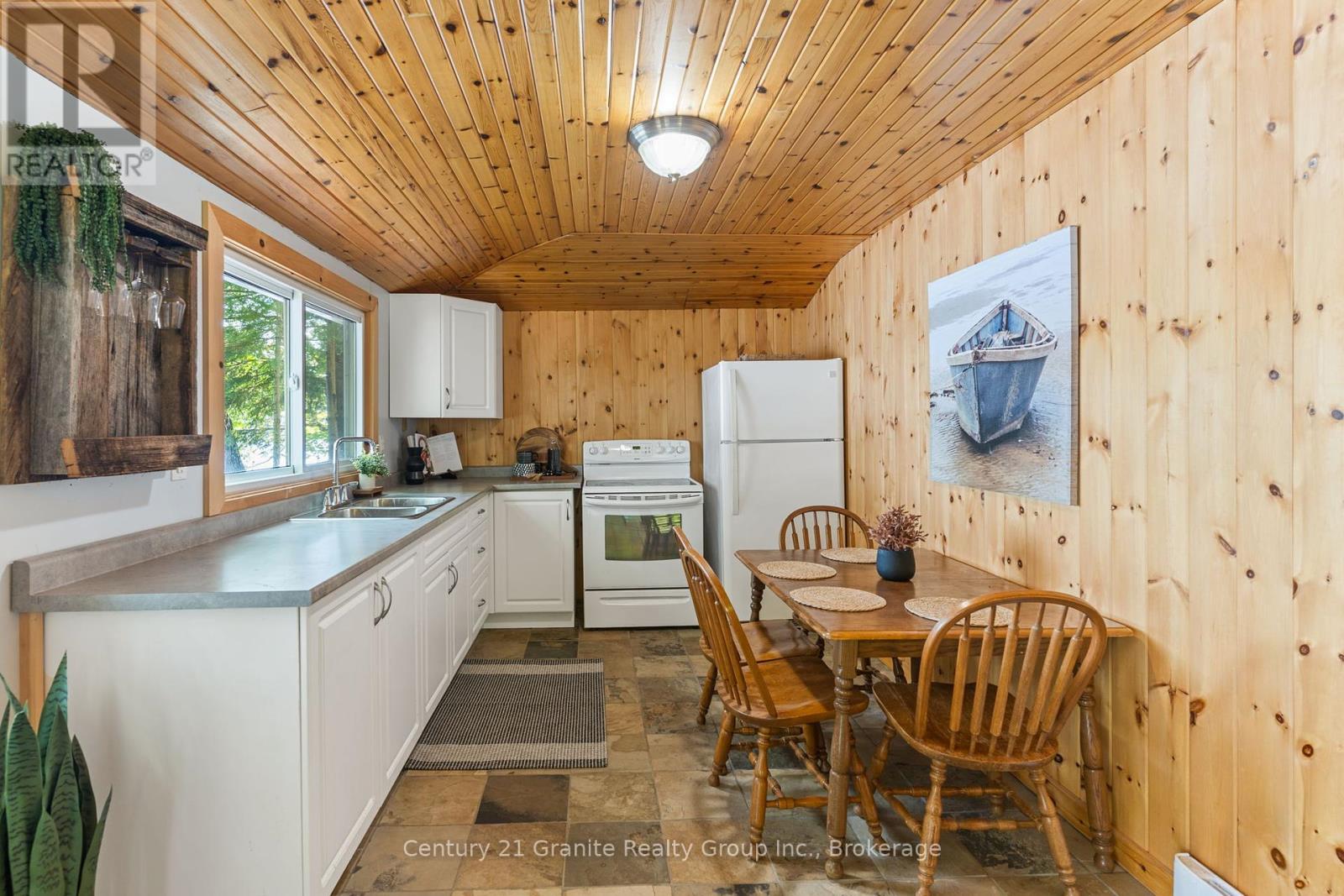 1025 Sage Drive, Minden Hills, Ontario  K0M 2K0 - Photo 31 - X12250847