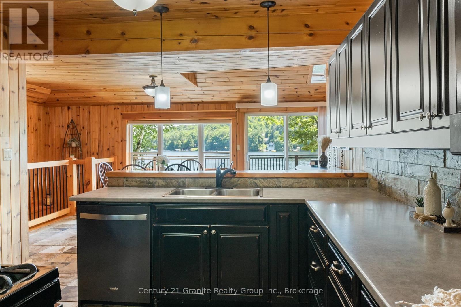 1025 Sage Drive, Minden Hills, Ontario  K0M 2K0 - Photo 8 - X12250847