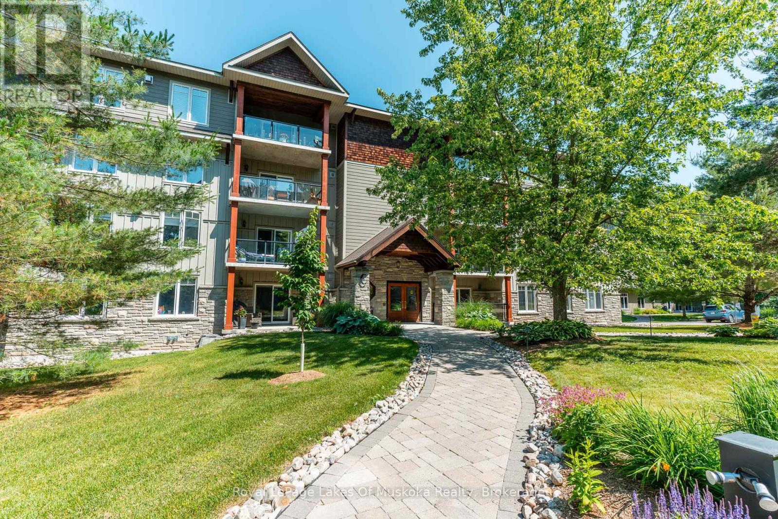 205 - 391 Manitoba Street, Bracebridge, Ontario  P1L 0B6 - Photo 2 - X12250851