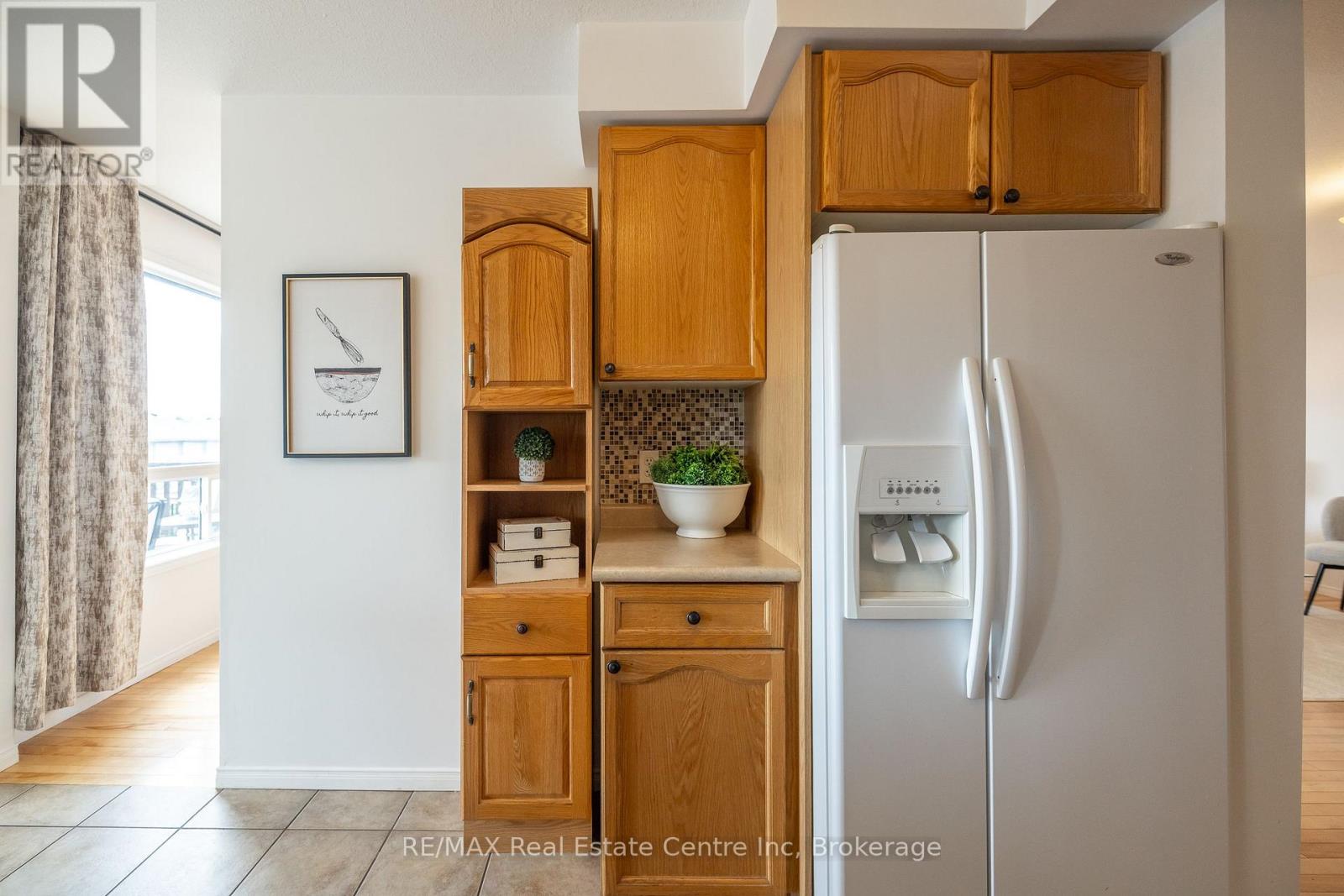 19 Sandcreek Lane, Guelph, Ontario  N1E 7K9 - Photo 24 - X12250908