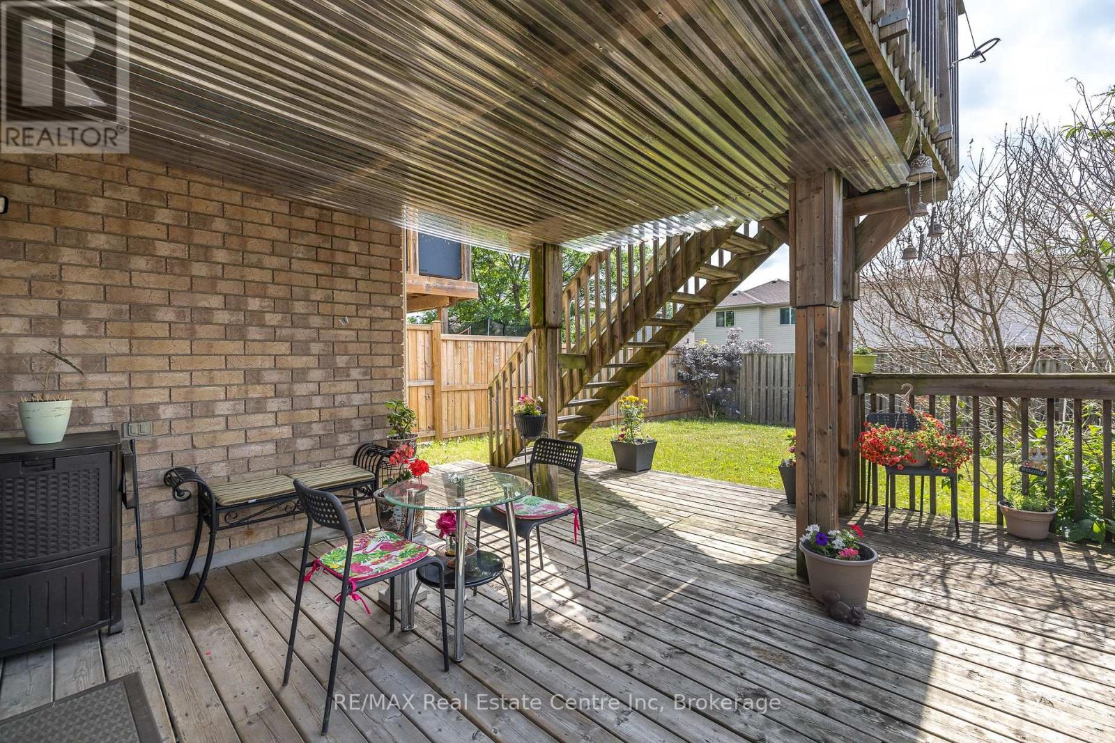 19 Sandcreek Lane, Guelph, Ontario  N1E 7K9 - Photo 7 - X12250908