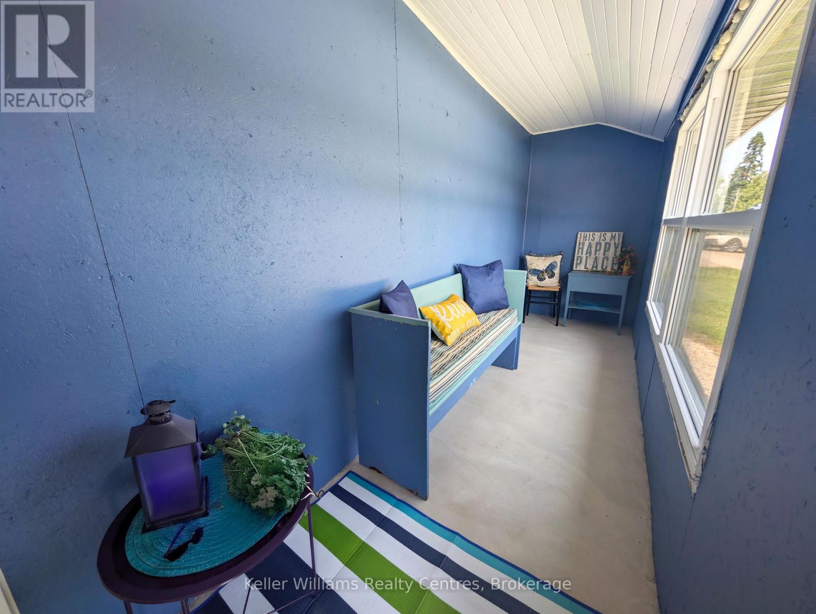 52 Queen Street W, South Bruce Peninsula, Ontario  N0H 1P0 - Photo 11 - X12251040