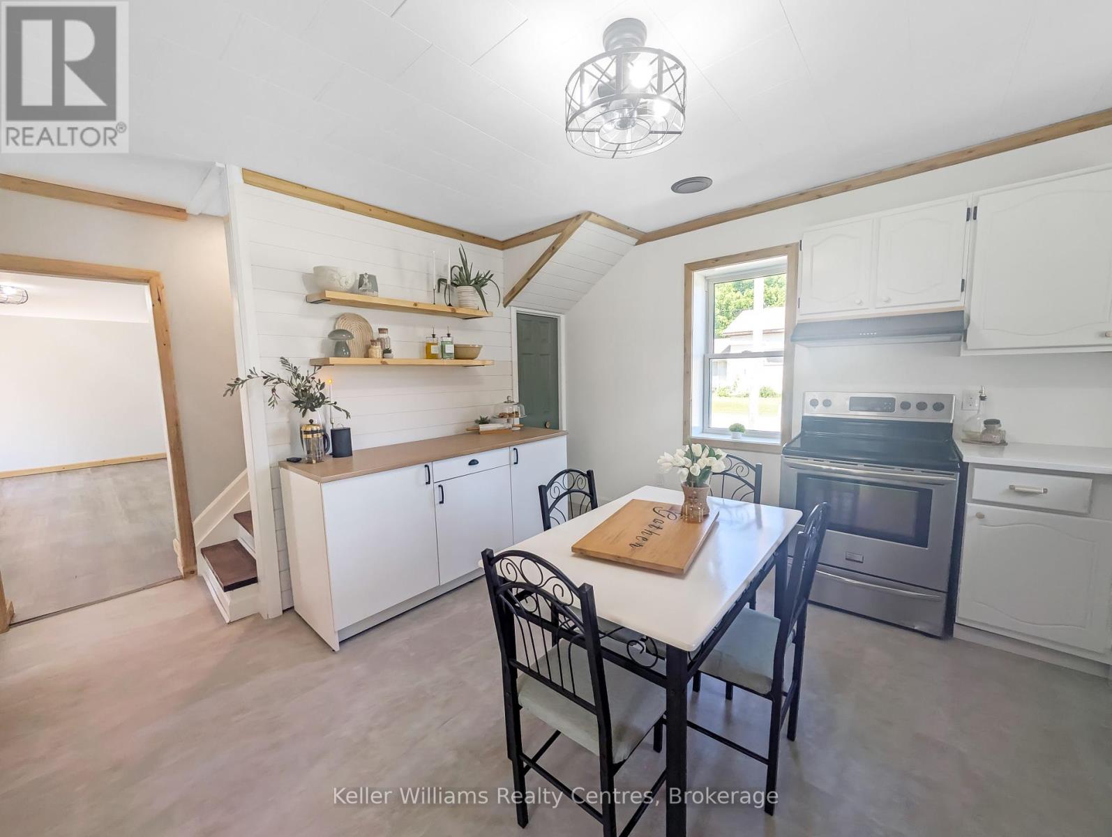 52 Queen Street W, South Bruce Peninsula, Ontario  N0H 1P0 - Photo 20 - X12251040