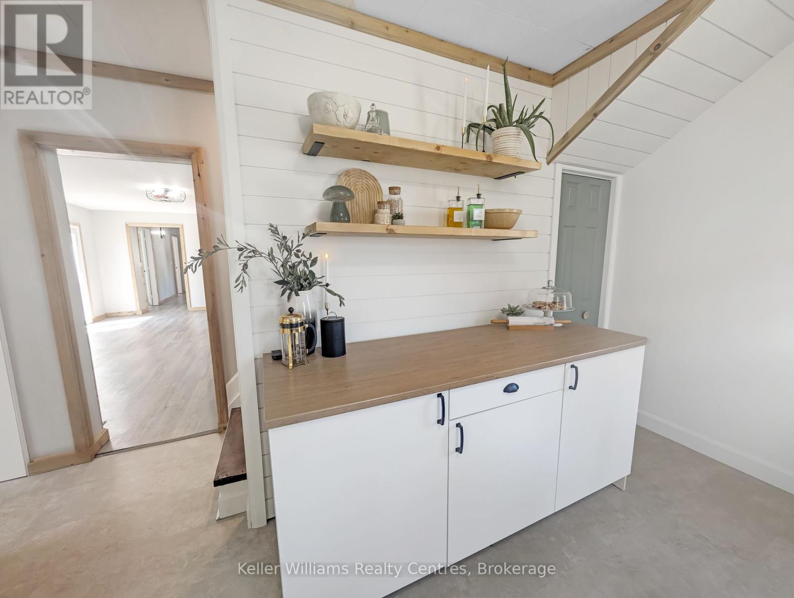 52 Queen Street W, South Bruce Peninsula, Ontario  N0H 1P0 - Photo 21 - X12251040
