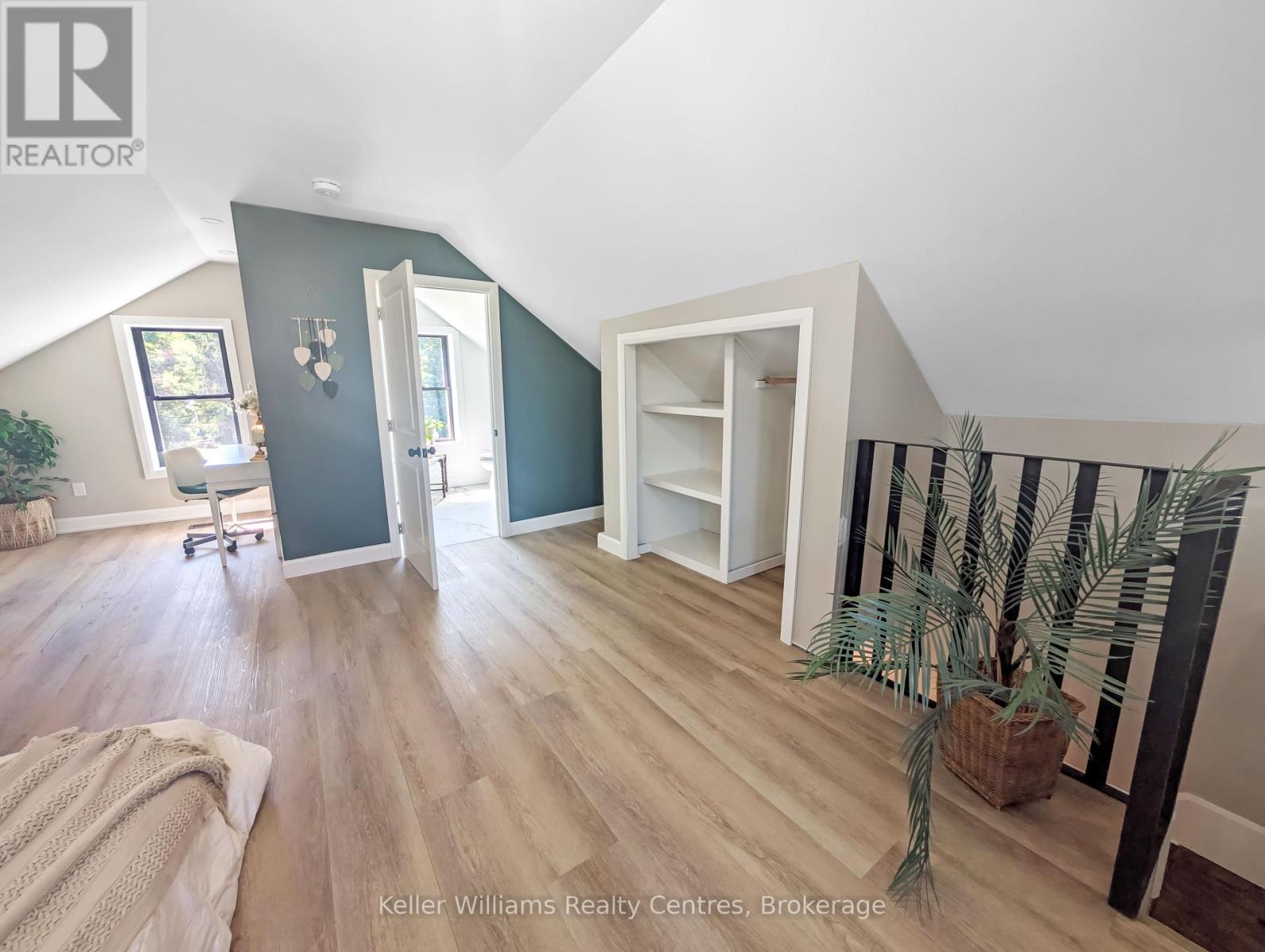 52 Queen Street W, South Bruce Peninsula, Ontario  N0H 1P0 - Photo 25 - X12251040