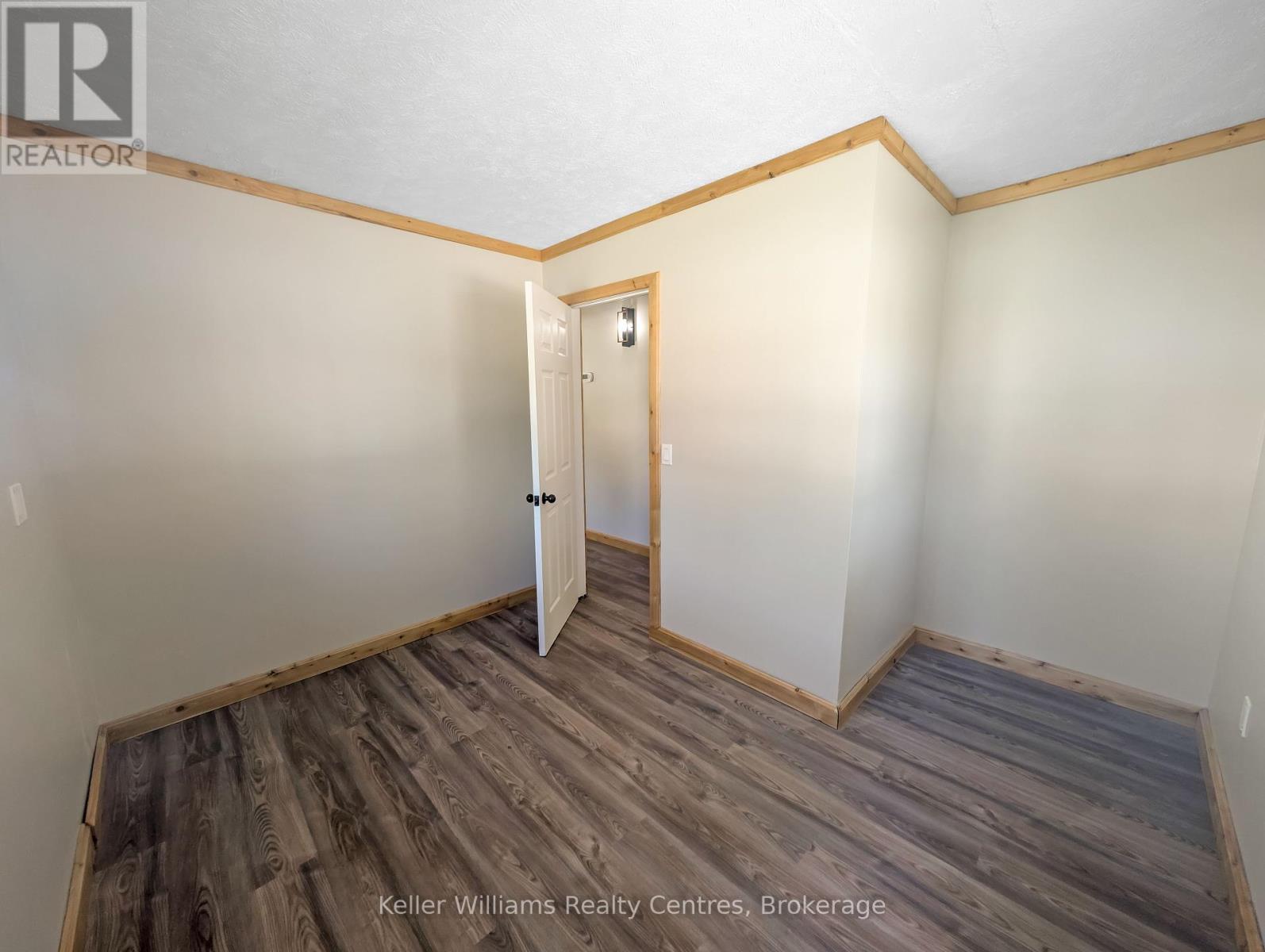 52 Queen Street W, South Bruce Peninsula, Ontario  N0H 1P0 - Photo 36 - X12251040