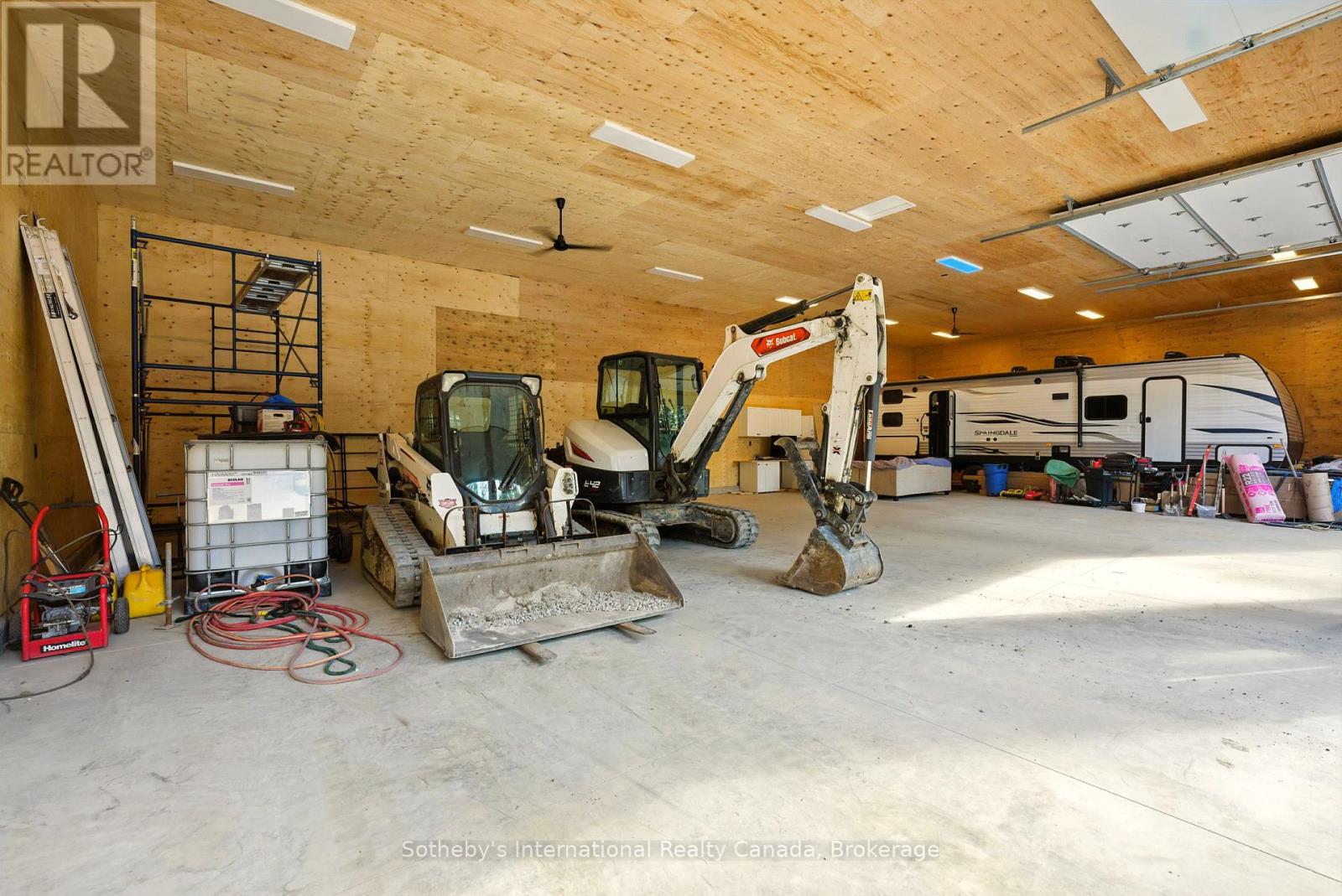 1064 Laidlaw Avenue, Gravenhurst, Ontario  L0K 2B0 - Photo 42 - X12251138